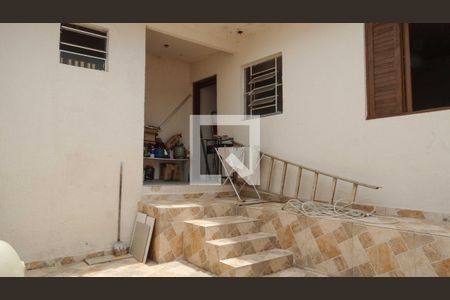 Casa à venda com 300m², 4 quartos e 2 vagas Casa à venda com 300m², 4 quartos e 2 vagasÁrea de Serviço