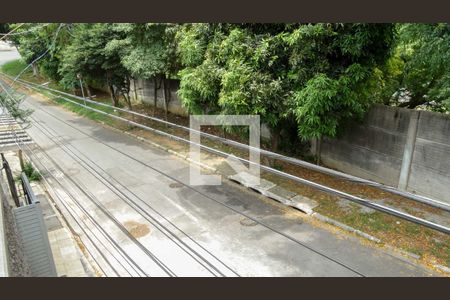 Casa à venda com 300m², 4 quartos e 2 vagas Casa à venda com 300m², 4 quartos e 2 vagasVista