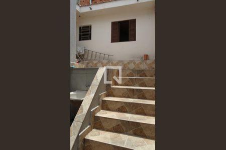 Casa à venda com 300m², 4 quartos e 2 vagas Casa à venda com 300m², 4 quartos e 2 vagasÁrea de Serviço