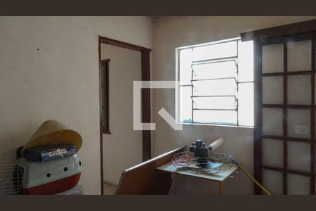 Casa à venda com 300m², 4 quartos e 2 vagas Casa à venda com 300m², 4 quartos e 2 vagasQuarto de Serviço