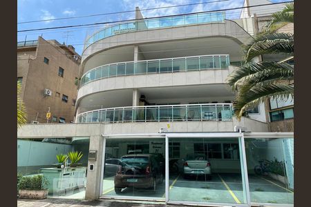 Apartamento à venda com 93m², 3 quartos e 2 vagas Apartamento à venda com 93m², 3 quartos e 2 vagasFachada