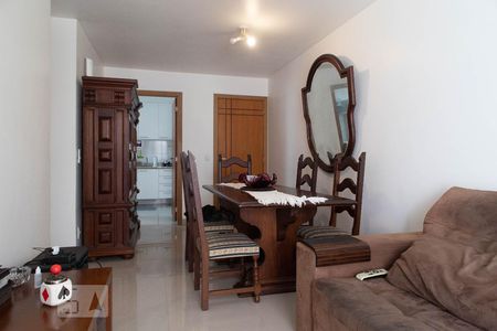 Apartamento à venda com 93m², 3 quartos e 2 vagas Apartamento à venda com 93m², 3 quartos e 2 vagasSala