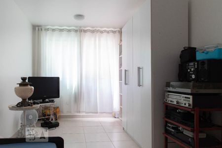Apartamento à venda com 93m², 3 quartos e 2 vagas Apartamento à venda com 93m², 3 quartos e 2 vagasQuarto 2