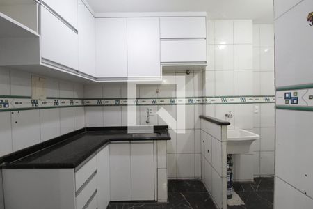 Apartamento à venda com 70m², 3 quartos e 2 vagasCozinha e Área de Serviço