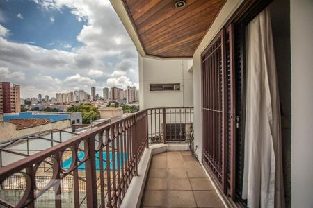 Apartamento à venda com 156m², 4 quartos e 2 vagasVaranda