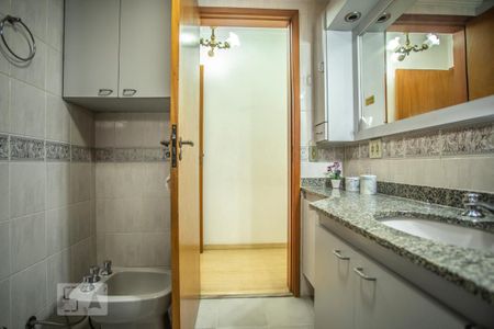 Apartamento à venda com 156m², 4 quartos e 2 vagasBanheiro Suíte 2