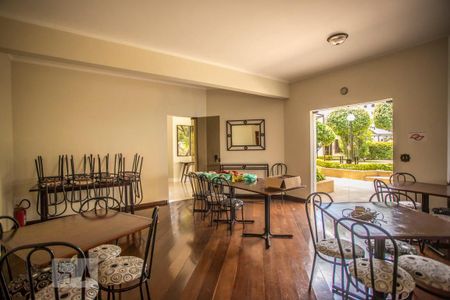 Apartamento à venda com 156m², 4 quartos e 2 vagasÁrea comum - Salão de festas