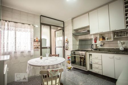Apartamento à venda com 156m², 4 quartos e 2 vagasCozinha