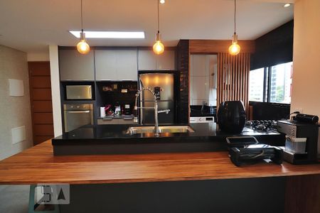Apartamento à venda com 85m², 3 quartos e 2 vagasCozinha e Área de Serviço