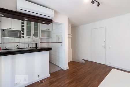 Sala de apartamento para alugar com 1 quarto, 60m² em Moema, São Paulo