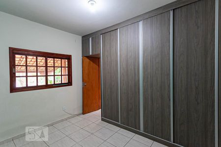 Quarto 1 de casa para alugar com 3 quartos, 365m² em Estrela do Oriente, Belo Horizonte