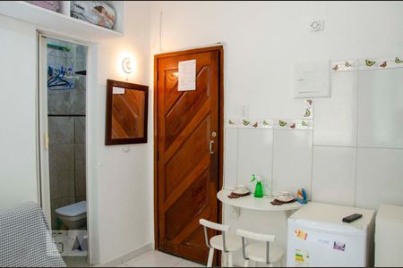 Studio de kitnet/studio para alugar com 1 quarto, 18m² em Centro, Rio de Janeiro