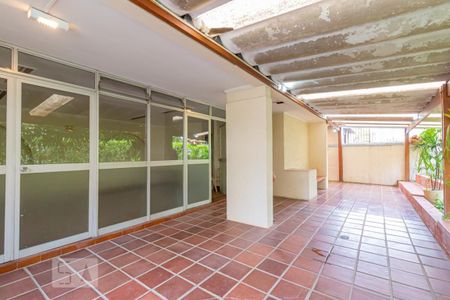 Apartamento à venda com 72m², 3 quartos e 1 vagaSalão de festas