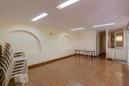 Apartamento à venda com 72m², 3 quartos e 1 vagaSalão de festas