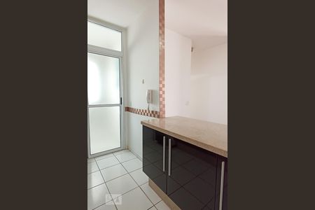 Apartamento para alugar com 71m², 2 quartos e 1 vaga Apartamento para alugar com 71m², 2 quartos e 1 vagaCozinha
