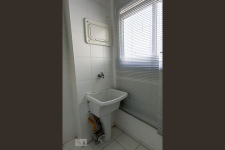 Apartamento para alugar com 71m², 2 quartos e 1 vaga Apartamento para alugar com 71m², 2 quartos e 1 vagaÁrea de serviço