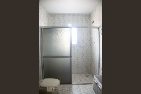 Casa à venda com 186m², 4 quartos e 4 vagasBanheiro 2