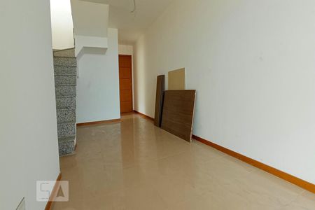 Detalhe Sala de apartamento para alugar com 3 quartos, 180m² em Centro, Nova Iguaçu