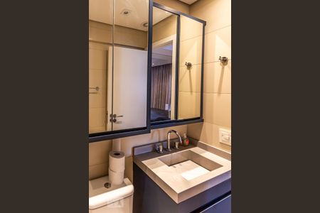 Studio para alugar com 34m², 1 quarto e sem vaga Studio para alugar com 34m², 1 quarto e sem vagaBanheiro
