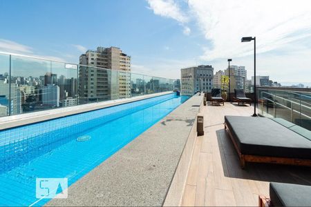 Studio para alugar com 34m², 1 quarto e sem vaga Studio para alugar com 34m², 1 quarto e sem vagaPiscina