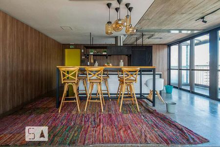 Studio para alugar com 34m², 1 quarto e sem vaga Studio para alugar com 34m², 1 quarto e sem vagaSalão de festas