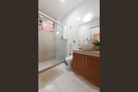 Apartamento para alugar com 69m², 2 quartos e sem vaga Apartamento para alugar com 69m², 2 quartos e sem vagaBanheiro Social