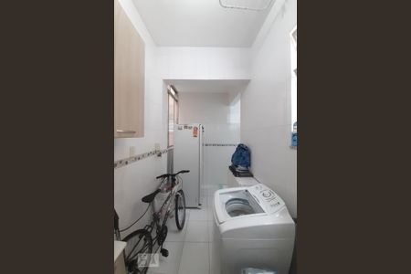 Apartamento para alugar com 69m², 2 quartos e sem vaga Apartamento para alugar com 69m², 2 quartos e sem vagaÁrea de Serviço