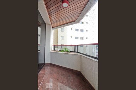 Varanda de apartamento para alugar com 3 quartos, 140m² em Chora Menino, São Paulo