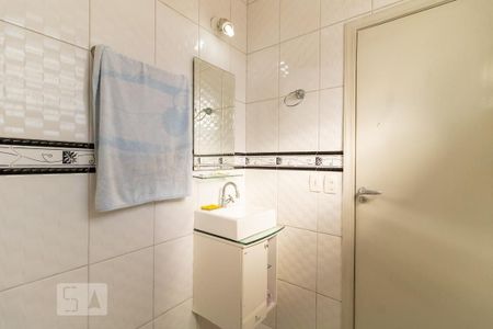 Casa à venda com 144m², 3 quartos e 2 vagas Casa à venda com 144m², 3 quartos e 2 vagasBanheiro da Suíte