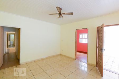 Sala de casa para alugar com 2 quartos, 142m² em Vila Ema, São Paulo