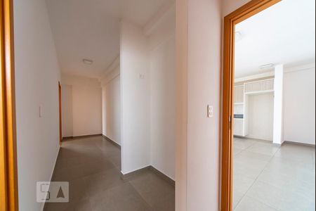 Corredor de apartamento para alugar com 2 quartos, 80m² em Campestre, Santo André