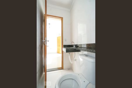 Apartamento à venda com 35m², 2 quartos e sem vaga Apartamento à venda com 35m², 2 quartos e sem vagaBanheiro