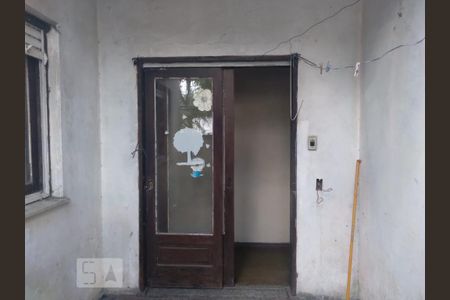 Casa à venda com 305m², 4 quartos e 1 vaga Casa à venda com 305m², 4 quartos e 1 vagavaranda