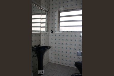 Casa à venda com 305m², 4 quartos e 1 vagaBanheiro
