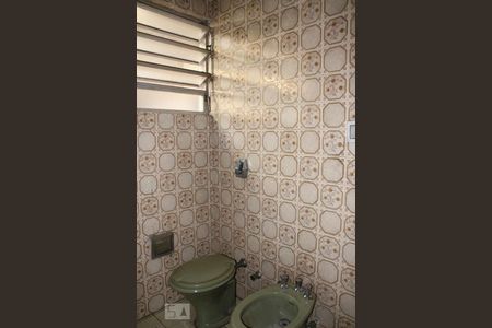 Banheiro Suite de casa à venda com 4 quartos, 305m² em Centro, Canoas