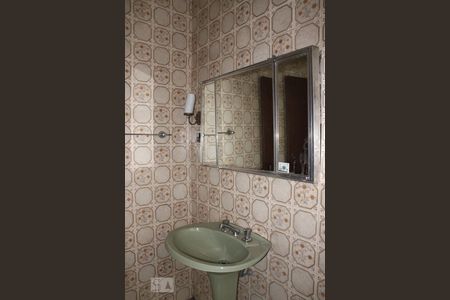 Banheiro da Suíte de casa à venda com 4 quartos, 305m² em Centro, Canoas