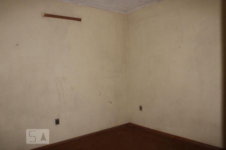 Casa à venda com 305m², 4 quartos e 1 vagaQuarto 1