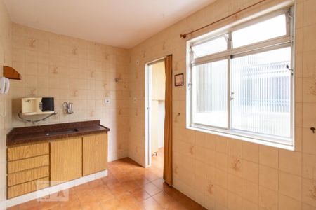 Cozinha de apartamento para alugar com 2 quartos, 100m² em Vila Guilherme, São Paulo