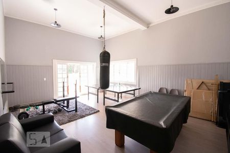 Casa à venda com 600m², 4 quartos e 1 vaga Casa à venda com 600m², 4 quartos e 1 vagaAcademia