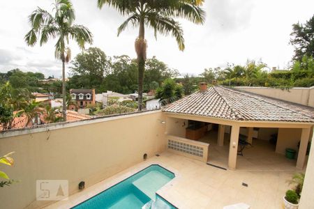 Casa à venda com 600m², 4 quartos e 1 vaga Casa à venda com 600m², 4 quartos e 1 vagaPiscina