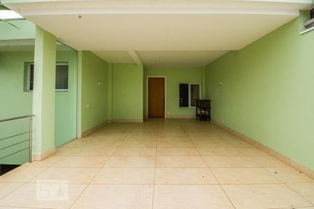 Garagem de casa à venda com 5 quartos, 450m² em Vila Brandina, Campinas