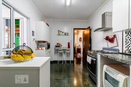 Apartamento à venda com 116m², 2 quartos e 1 vaga Apartamento à venda com 116m², 2 quartos e 1 vagaCozinha