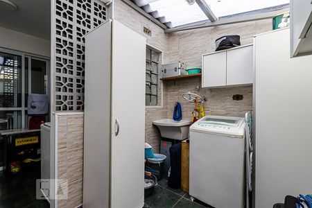 Apartamento à venda com 116m², 2 quartos e 1 vaga Apartamento à venda com 116m², 2 quartos e 1 vagaÁrea de Serviço