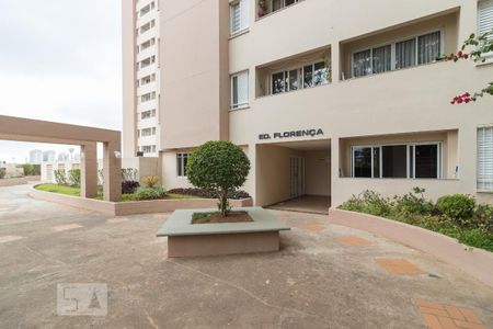 Apartamento para alugar com 57m², 2 quartos e 1 vagaEntrada