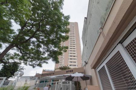Apartamento para alugar com 57m², 2 quartos e 1 vagaFachada