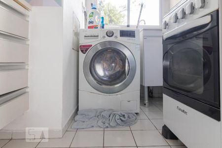 Apartamento para alugar com 57m², 2 quartos e 1 vagaÁrea de Serviço