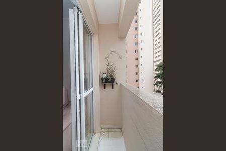 Apartamento para alugar com 57m², 2 quartos e 1 vagaVaranda