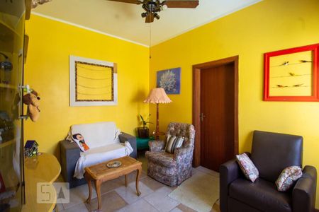 Casa à venda com 227m², 4 quartos e 1 vaga Casa à venda com 227m², 4 quartos e 1 vagaSala 2