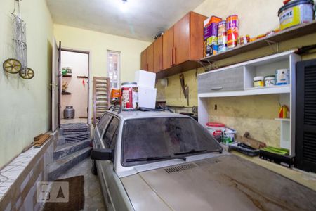 Casa à venda com 227m², 4 quartos e 1 vaga Casa à venda com 227m², 4 quartos e 1 vagaGaragem