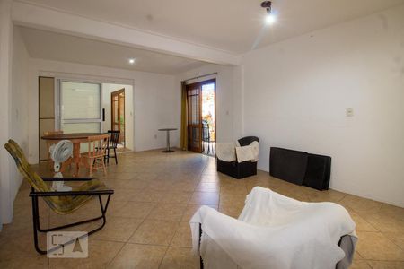 Sala de casa à venda com 4 quartos, 227m² em Azenha, Porto Alegre